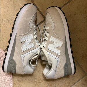 Women’s new balance 574s
